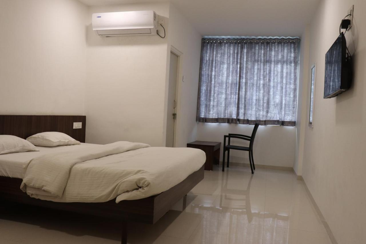 Hotel New Samrat Aurangābād Extérieur photo