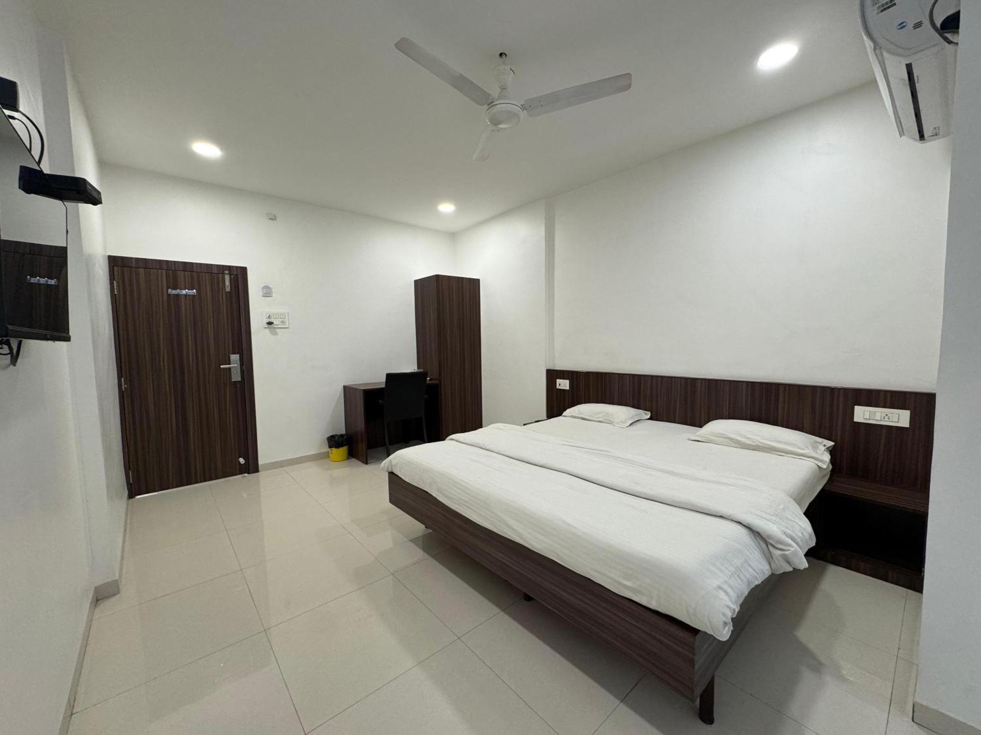Hotel New Samrat Aurangābād Extérieur photo