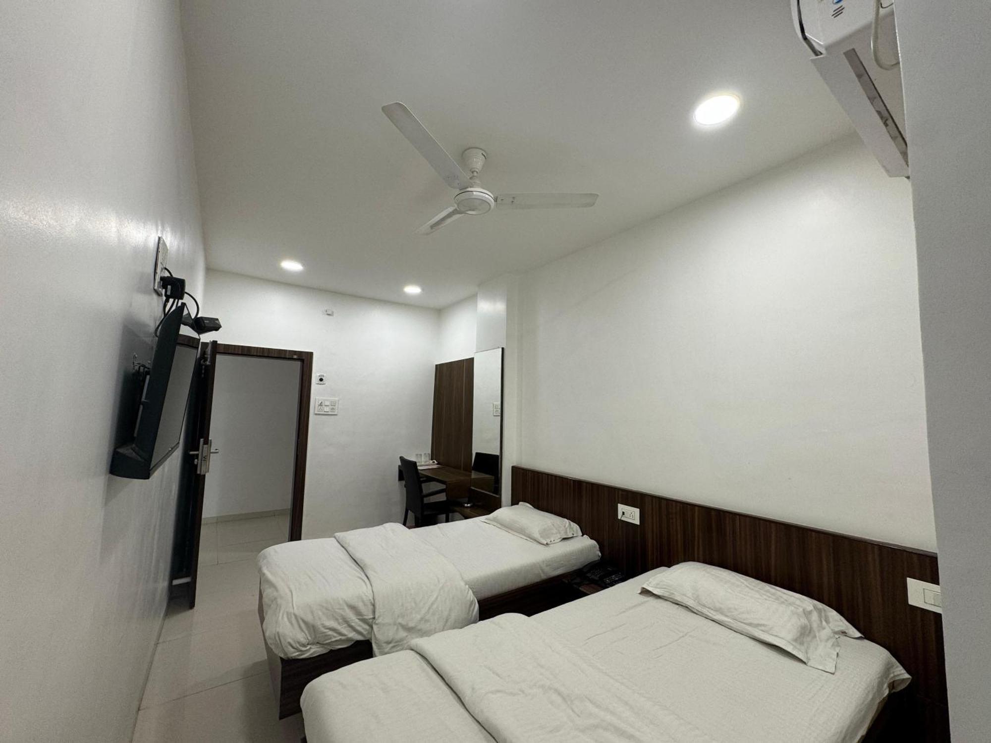 Hotel New Samrat Aurangābād Extérieur photo